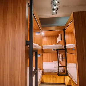 Bluewaters Pods 38 Hongkong St Singapore