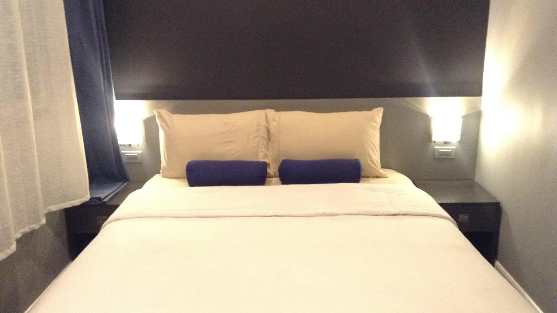 Leez Inn Manila
